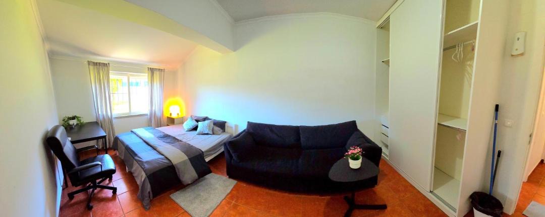 Mem Martins House | Cozy home stay at a villa with beautiful garden
