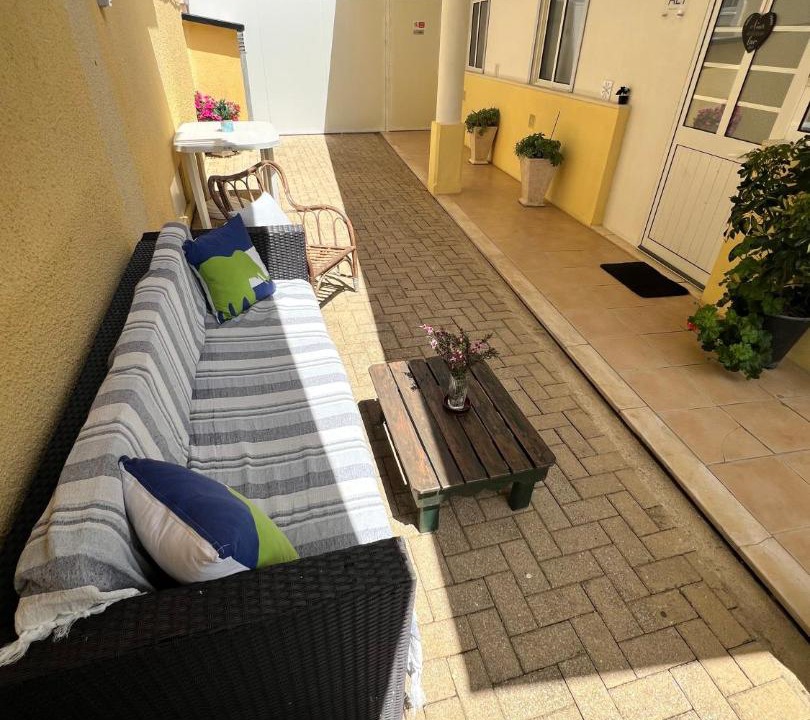 Ponte de Vagos House | Casa Amarela