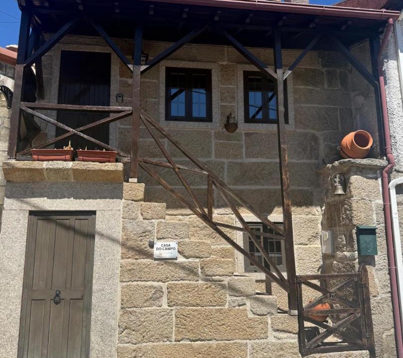 Montalegre House | Casa do Campo