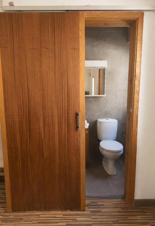Pica Galo House | Akistay Guest House - Caparica