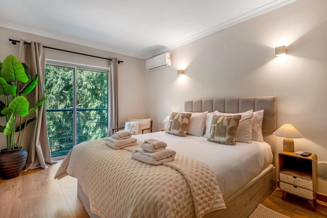 Salgados Apartment | The Quiet Nest by Atlantic Places