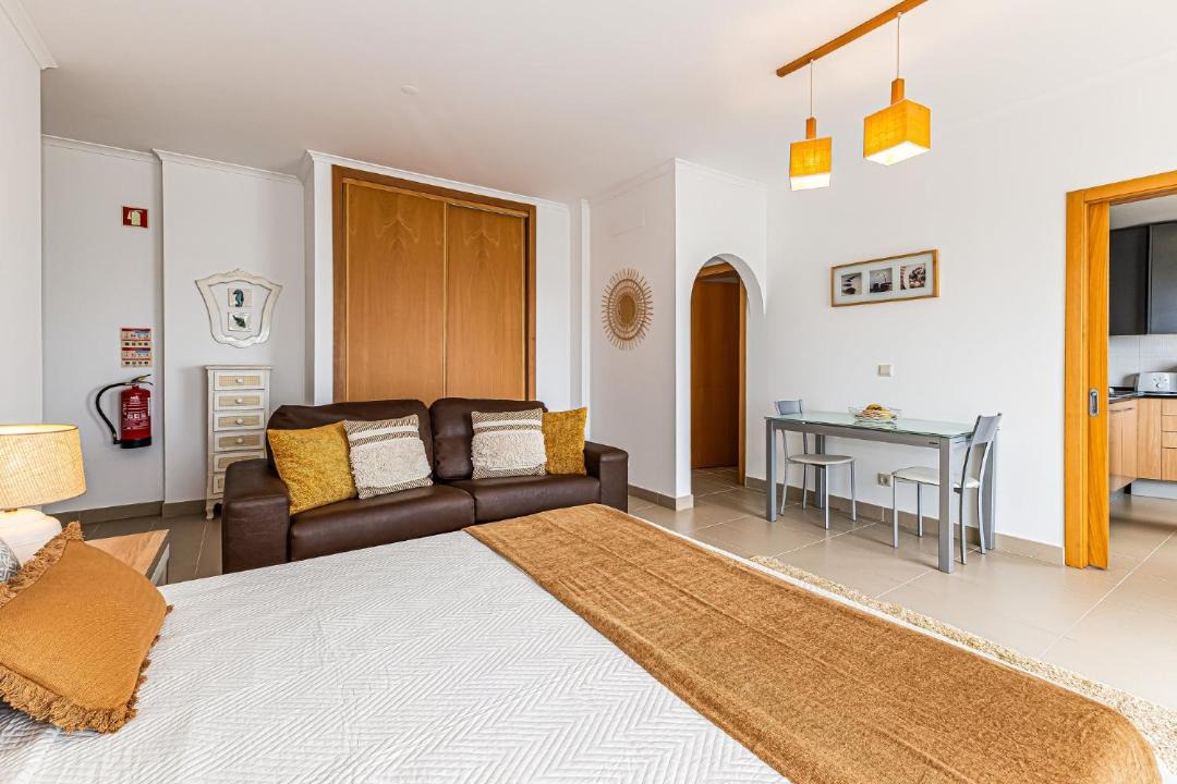 Peneco Beach Apartment | Studio Rossio Beach By ALzira