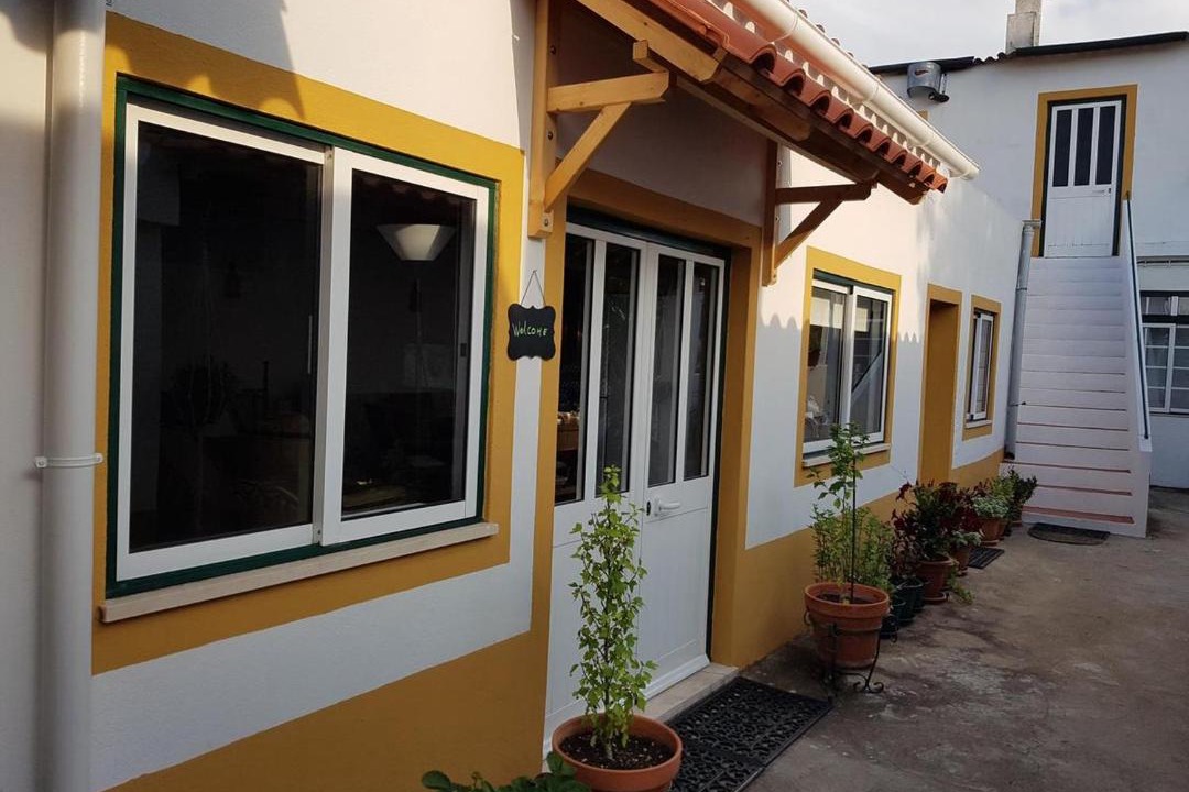 Sao Vicente do Paul House | Charming House Santarém + Pool