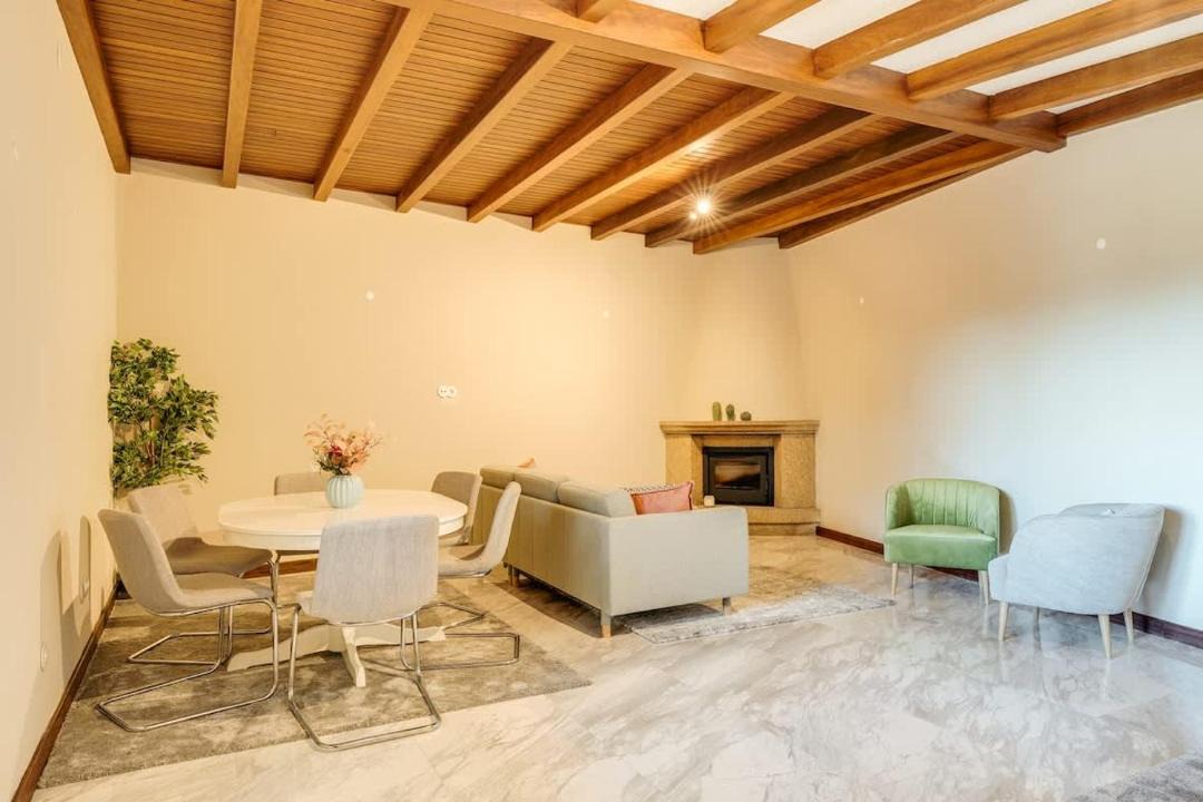 Vila Cha House | Beach Villa with Jacuzzi & Garage by HostWise