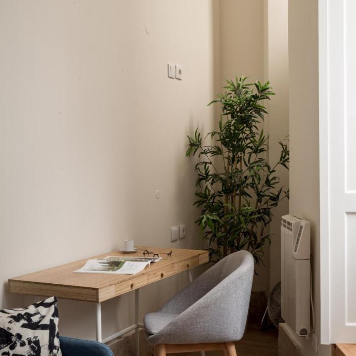 Alfama Apartment | Arroios Urban Studio with Mezzanine
