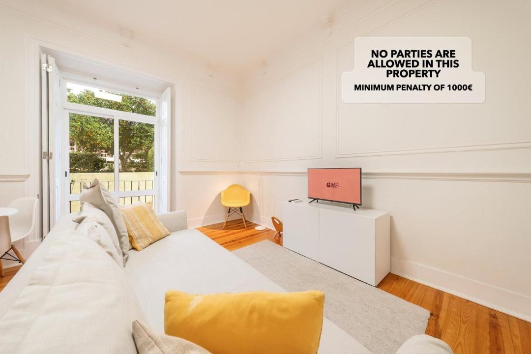 Sao Jorge de Arroios Apartment | GuestReady - Saldanha Building Garden
