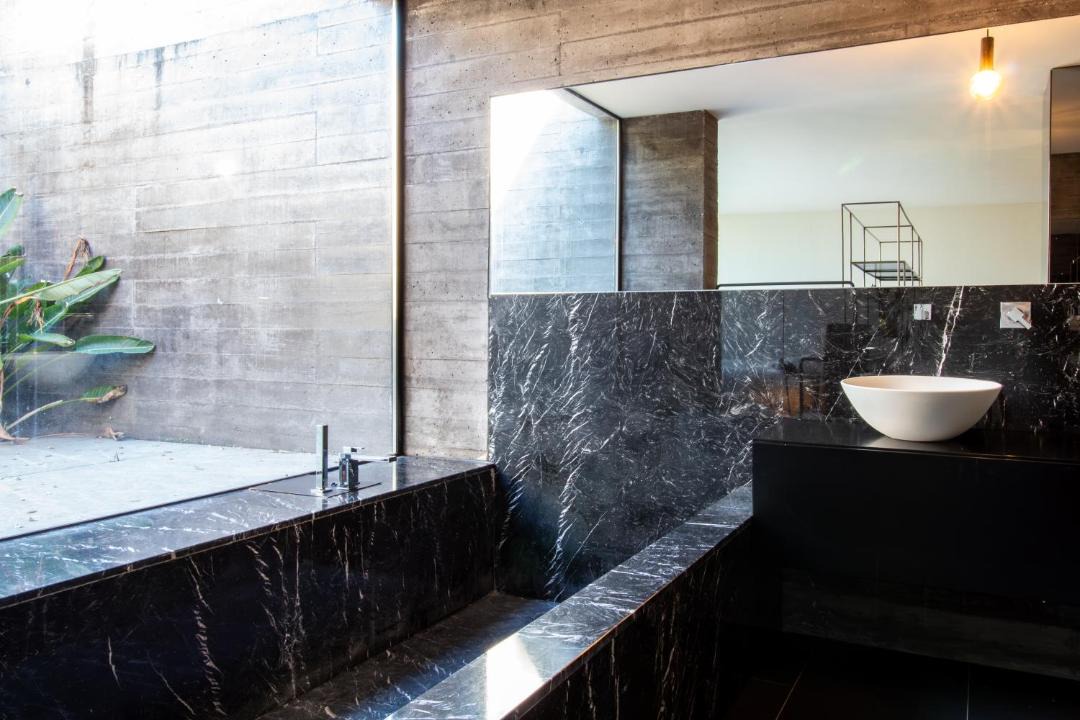 Molares House | Casa dos Sobreiros by LovelyStay