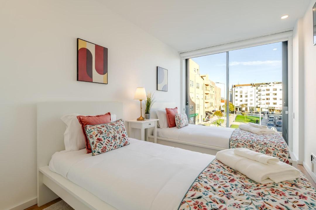 Leca da Palmeira Apartment | Spacious Light-Filled Flat with Garage by HostWise