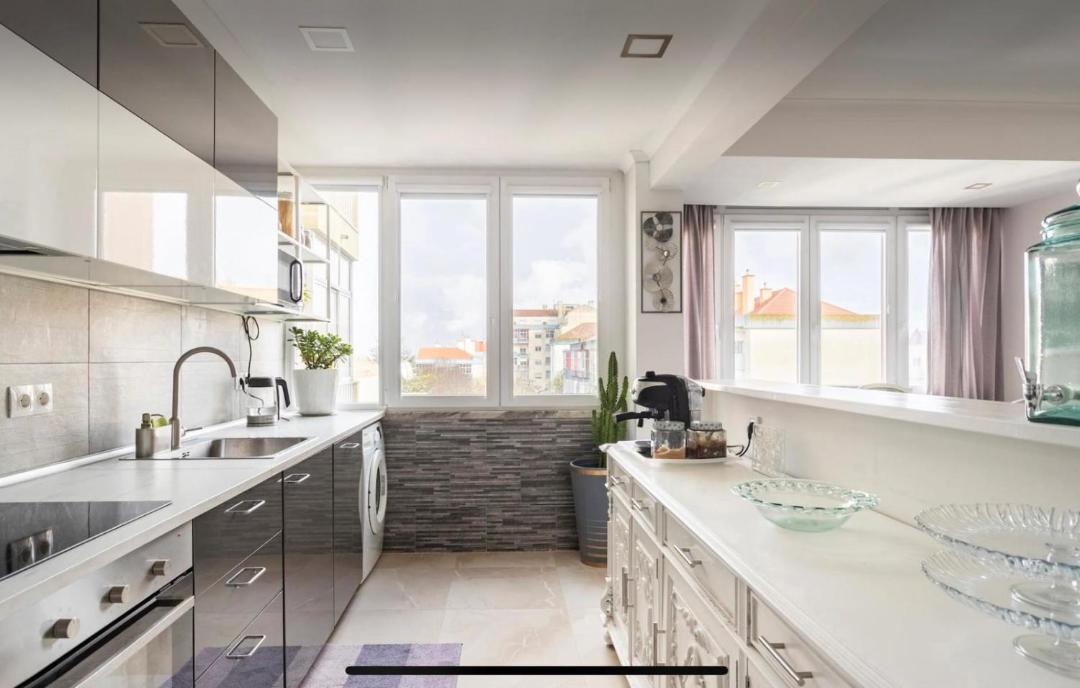 Reboleira House | Quarto com casa de banho privativo
