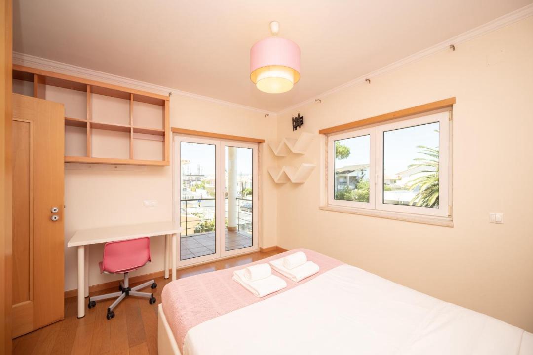 Parede Apartment | São Pedro do Estoril Villa By Hosty