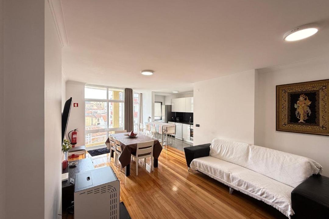 A Ver-o-Mar Apartment | By The Ocean