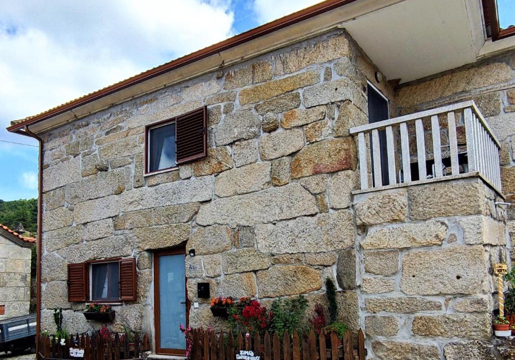 Vila Pouca de Aguiar House | Zimão Garden House