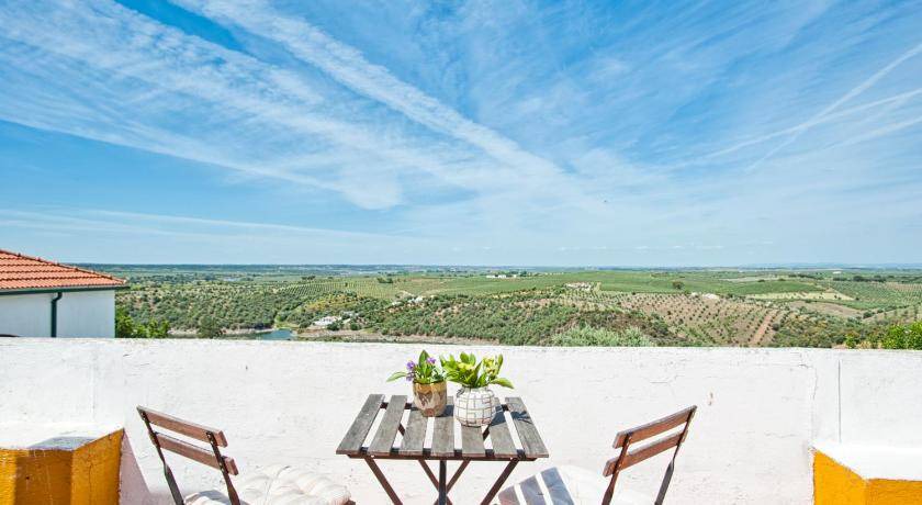Photo of Patio Balcony in Avis