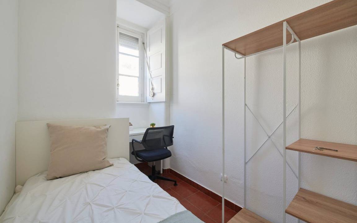 Photo of Bedroom in Lisbon Old Town