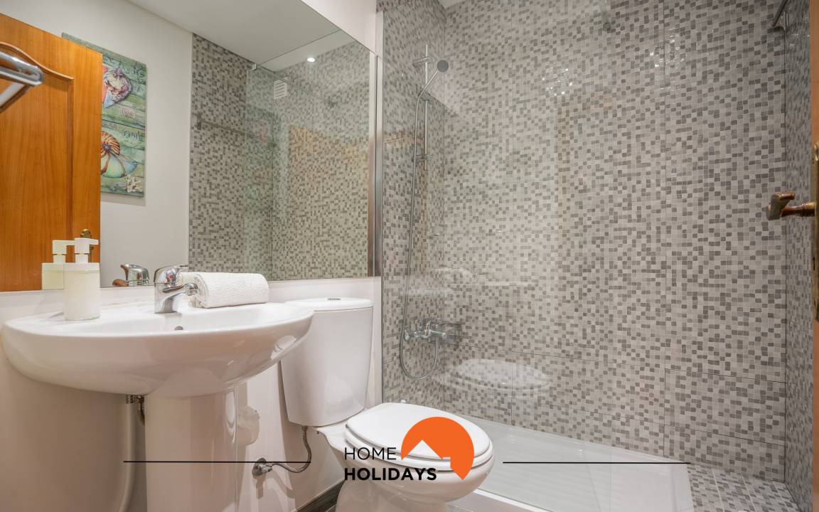 Photo of Bathroom in Oura
