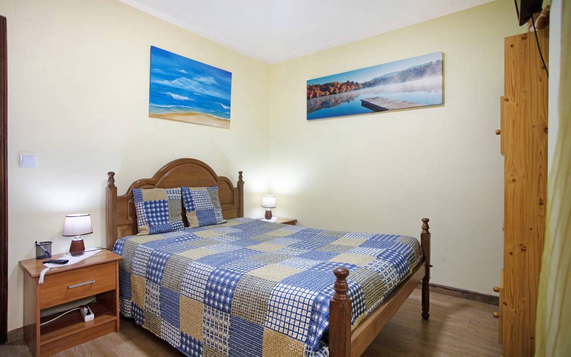 Photo of Bedroom in Atalaia