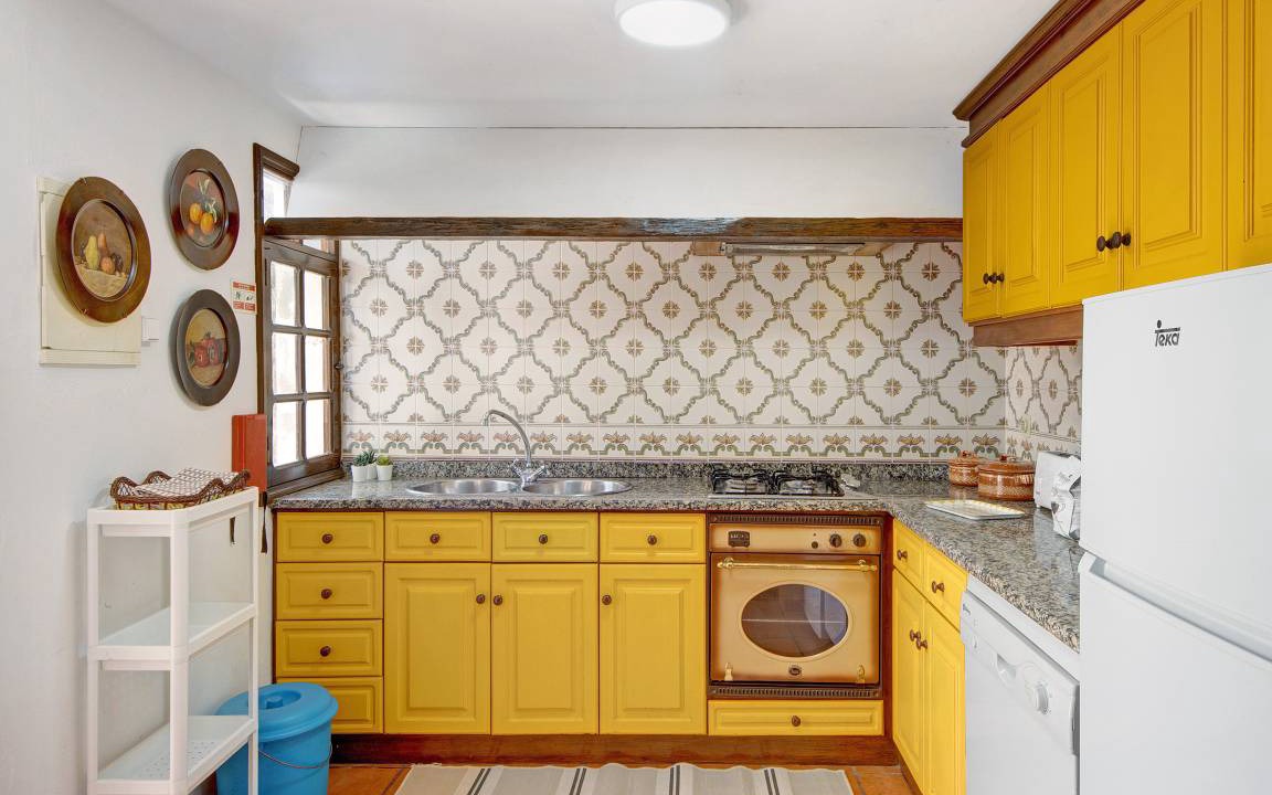 Photo of Kitchen in Rates