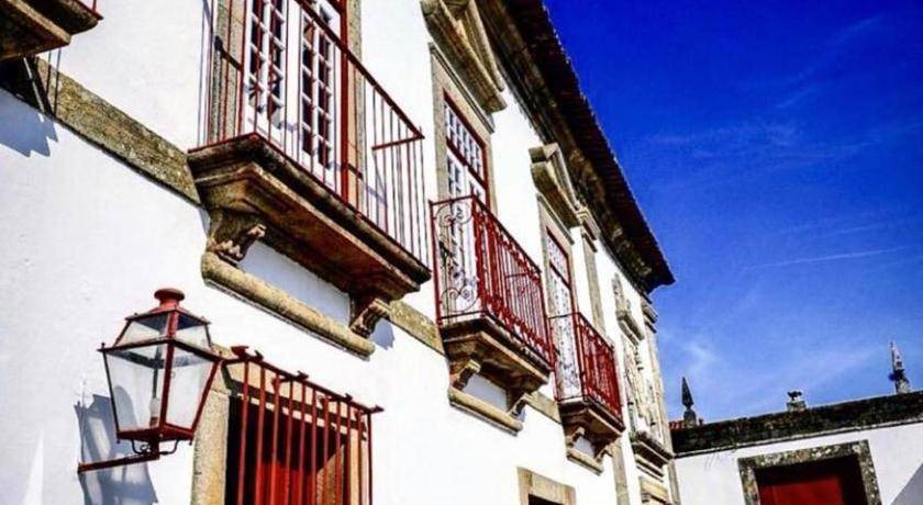 Photo of Buildings in Provesende