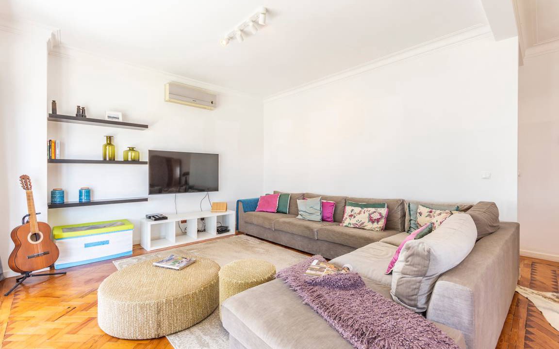 Photo of Livingroom in Charneca de Caparica e Sobreda