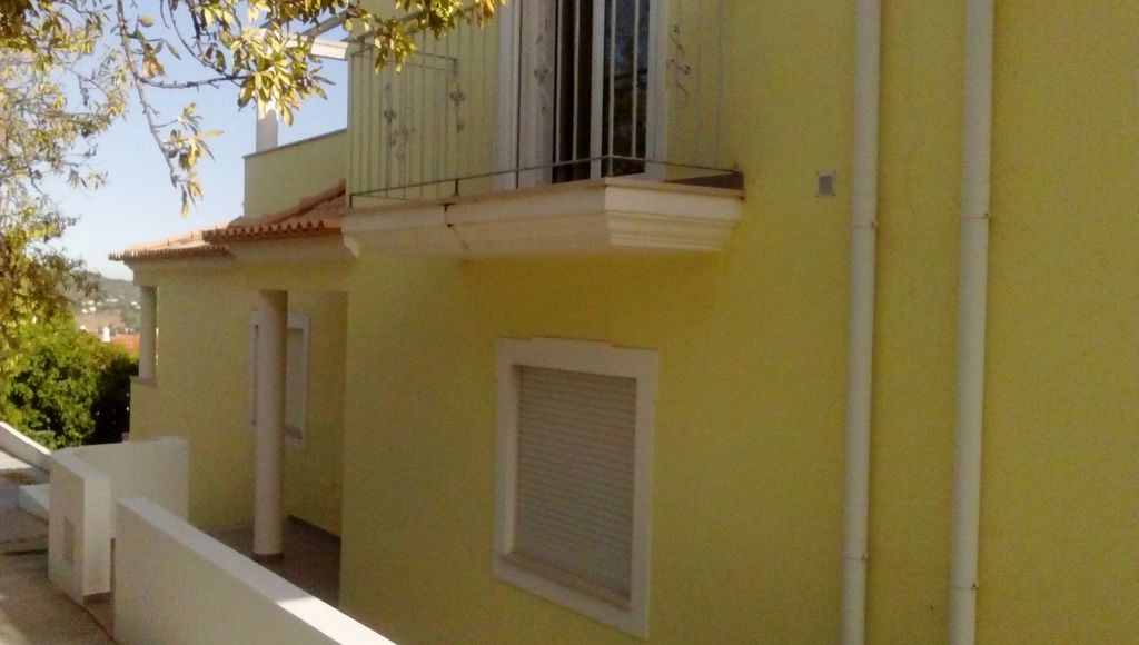 Photo of Buildings in Cerca Velha