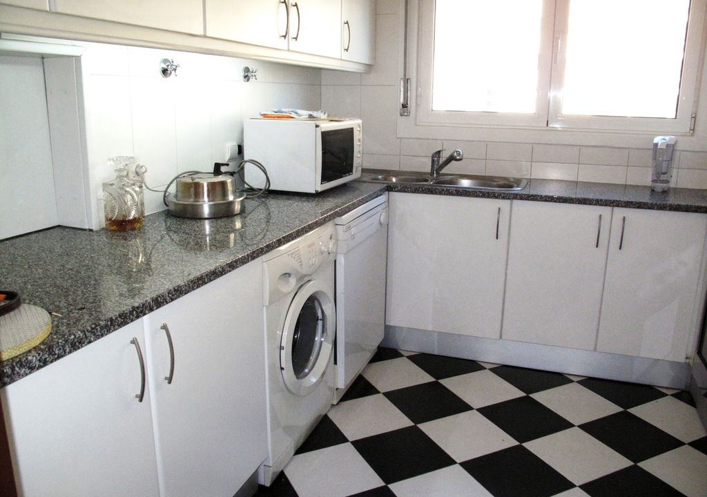 Photo of Kitchen in Casal da Ladeira