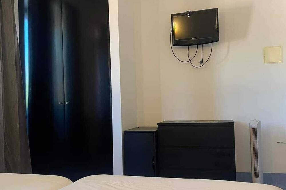 Photo of Bedroom in Castanheira de Pera