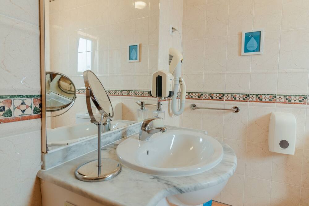 Photo of Bathroom in Porto de Mos