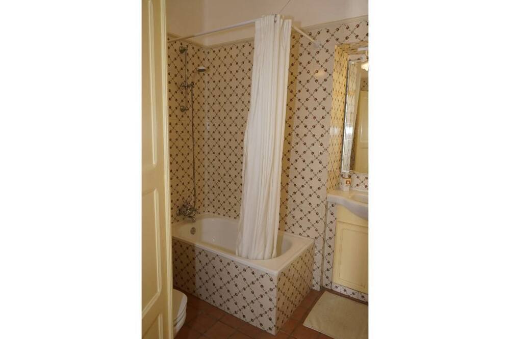 Photo of Bathroom in Carvalhinhos