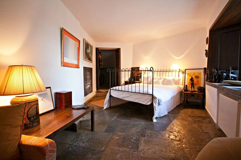 Photo of Bedroom in Sintra