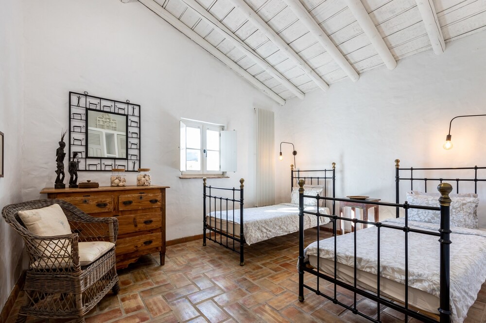 Photo of Bedroom in Bordeira