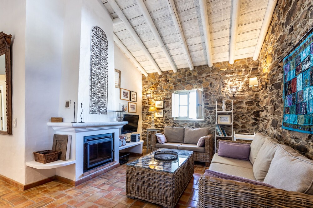 Photo of Livingroom in Bordeira