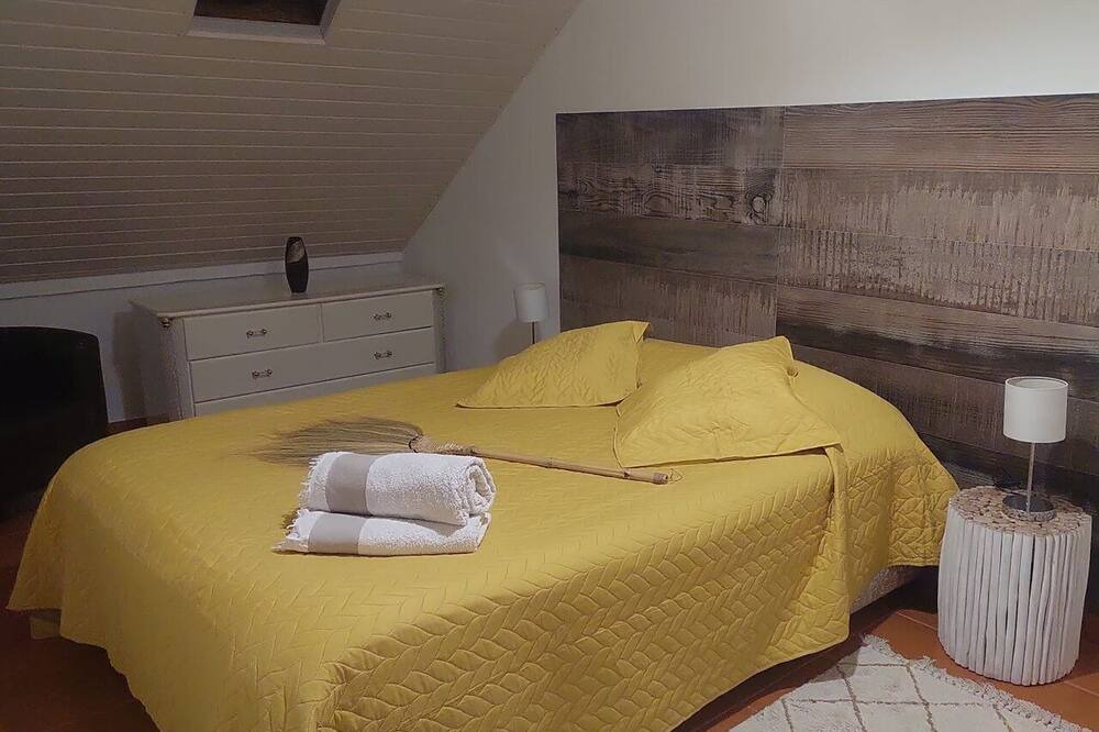 Photo of Bedroom in Santiago do Cacem