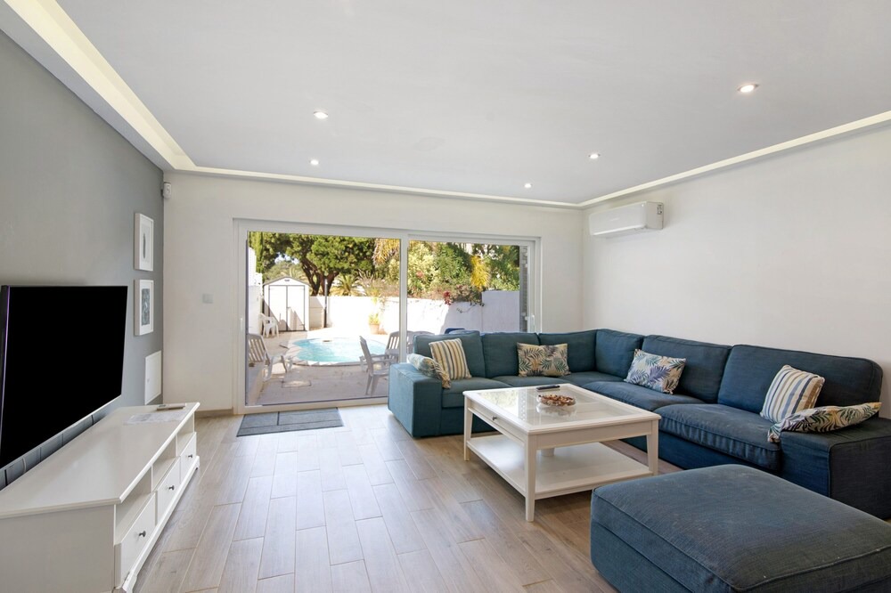 Photo of Livingroom in Vale do Garrao
