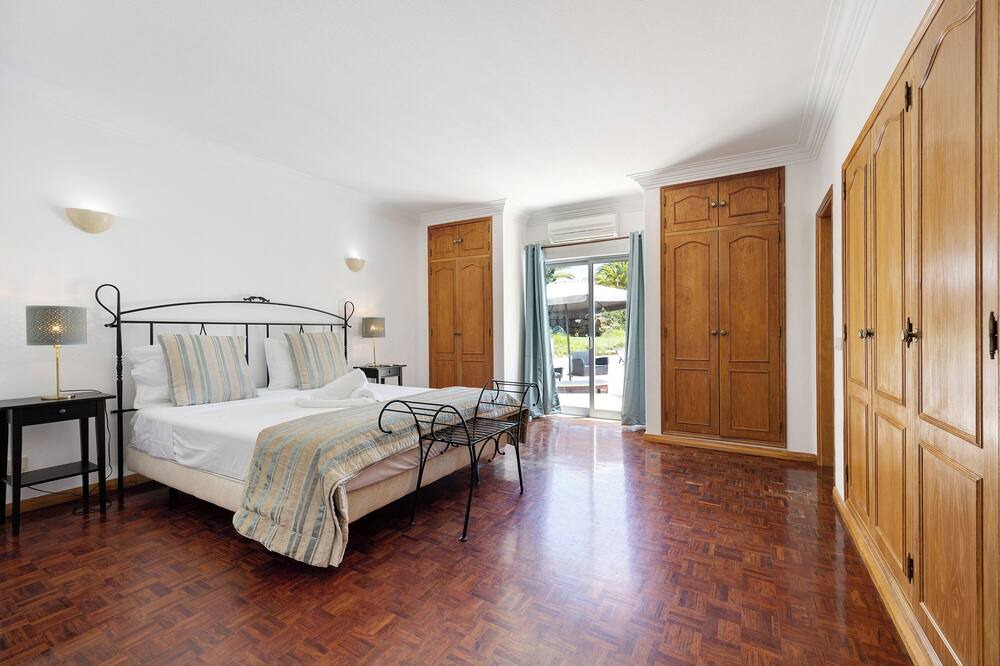 Photo of Bedroom in Caramujeira