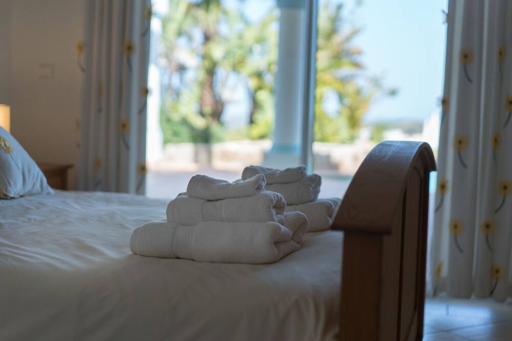 Photo of Bedroom in Figueira
