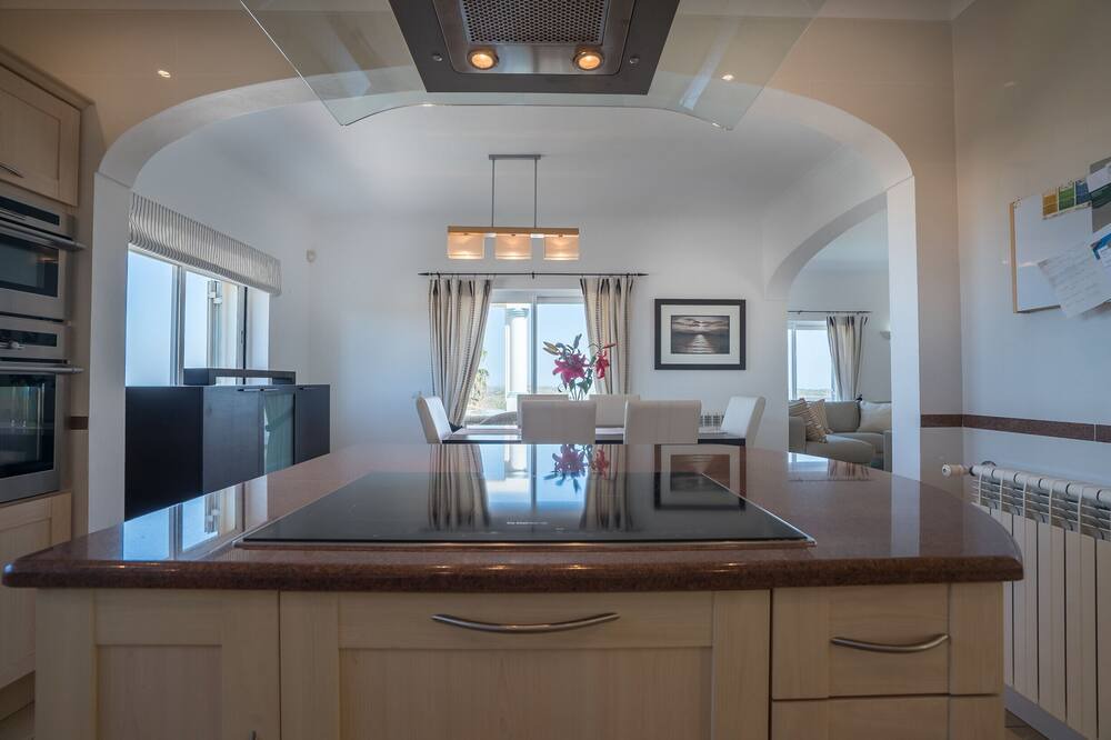 Photo of Kitchen in Figueira