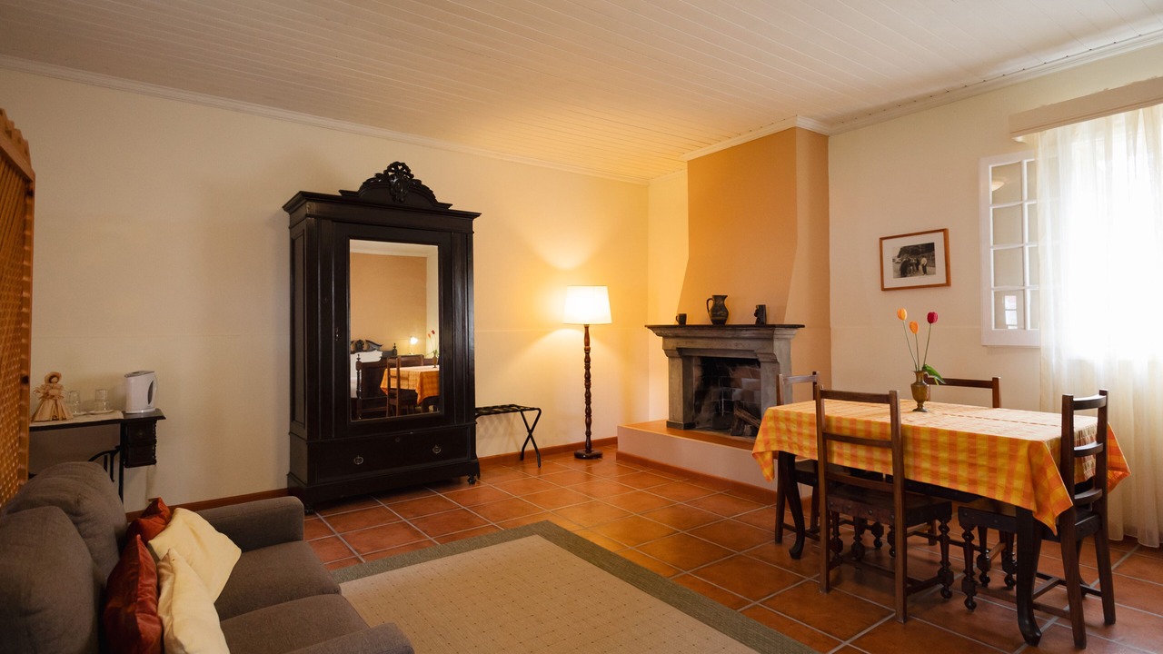 Photo of Bedroom in Maia