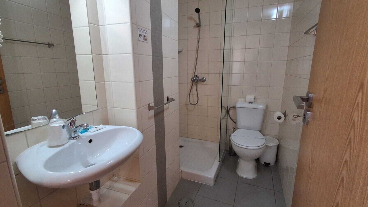 Photo of Bathroom in Serta