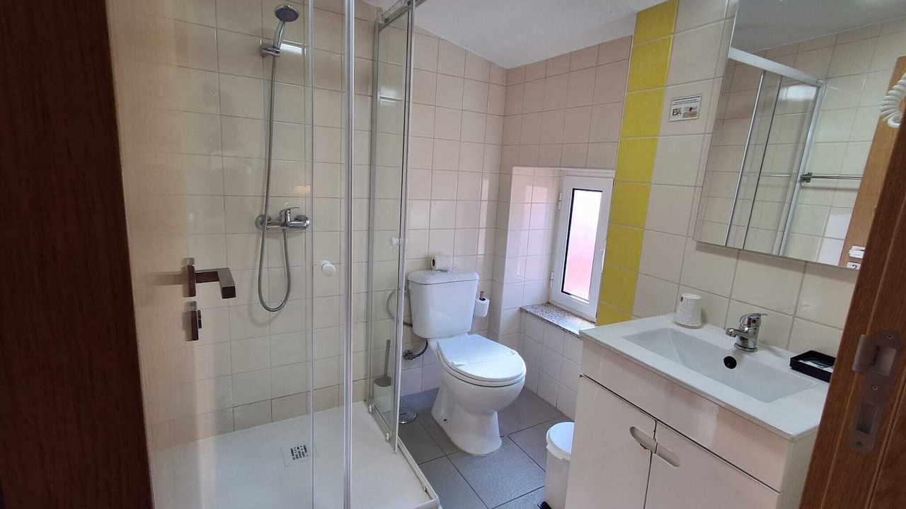 Photo of Bathroom in Serta