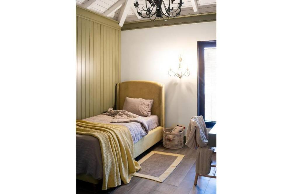 Photo of Bedroom in Cossourado