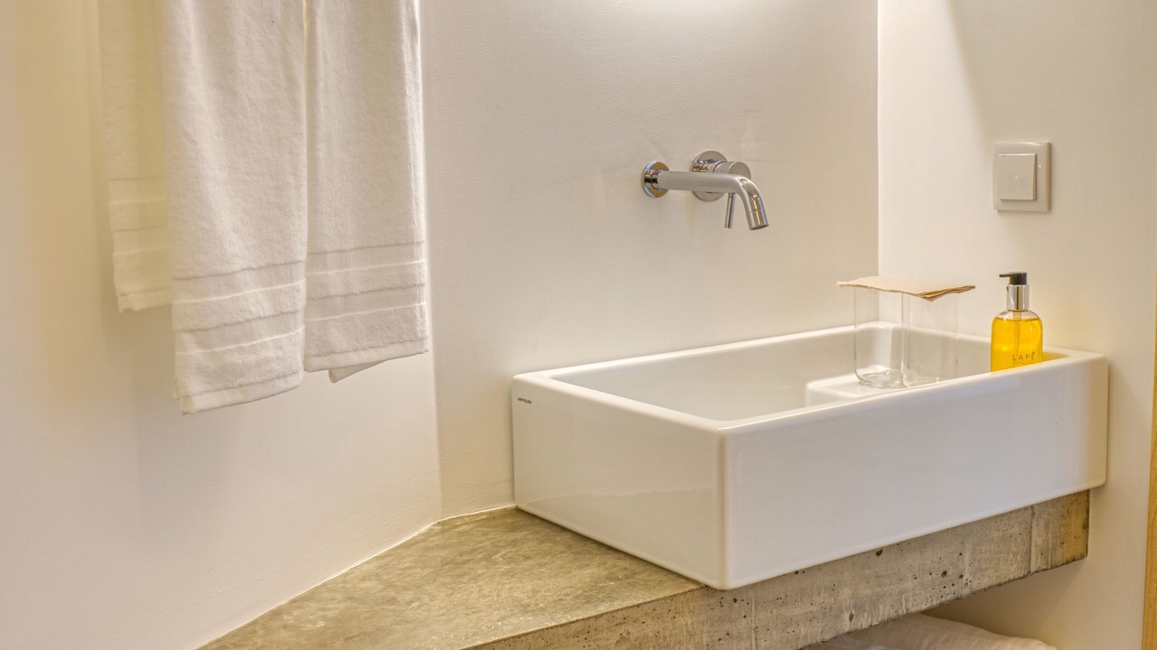 Photo of Bathroom in Calheta