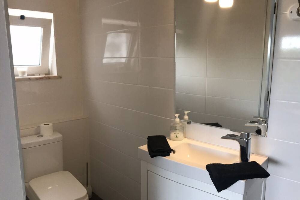 Photo of Bathroom in Almancil