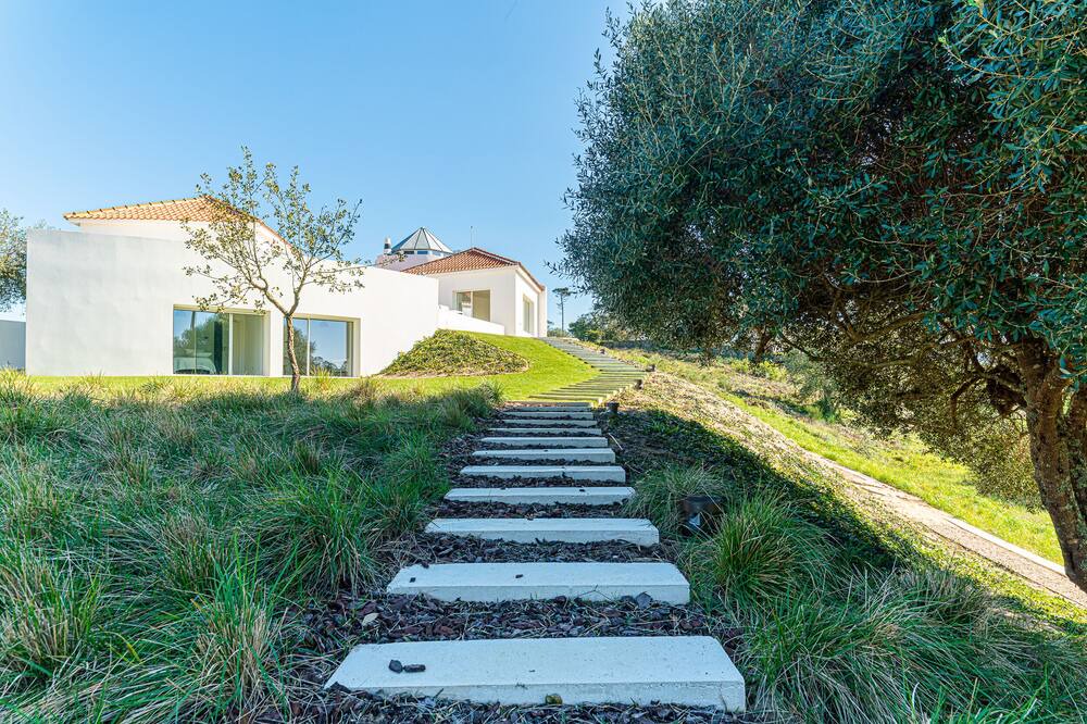 Photo of Outdoor in Monserrate