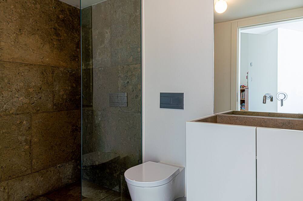Photo of Bathroom in Monserrate