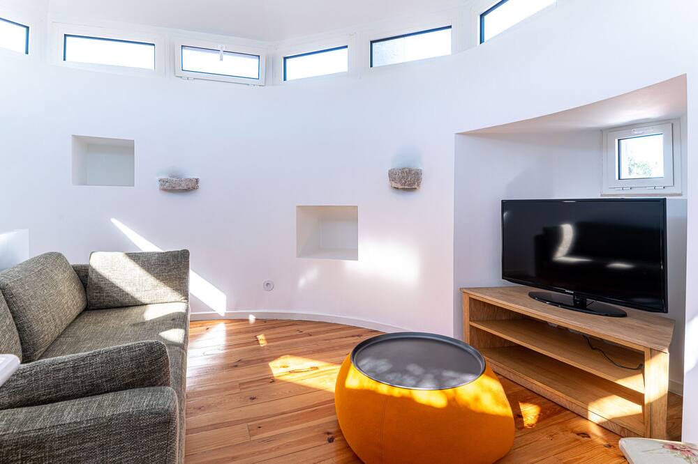 Photo of Livingroom in Monserrate