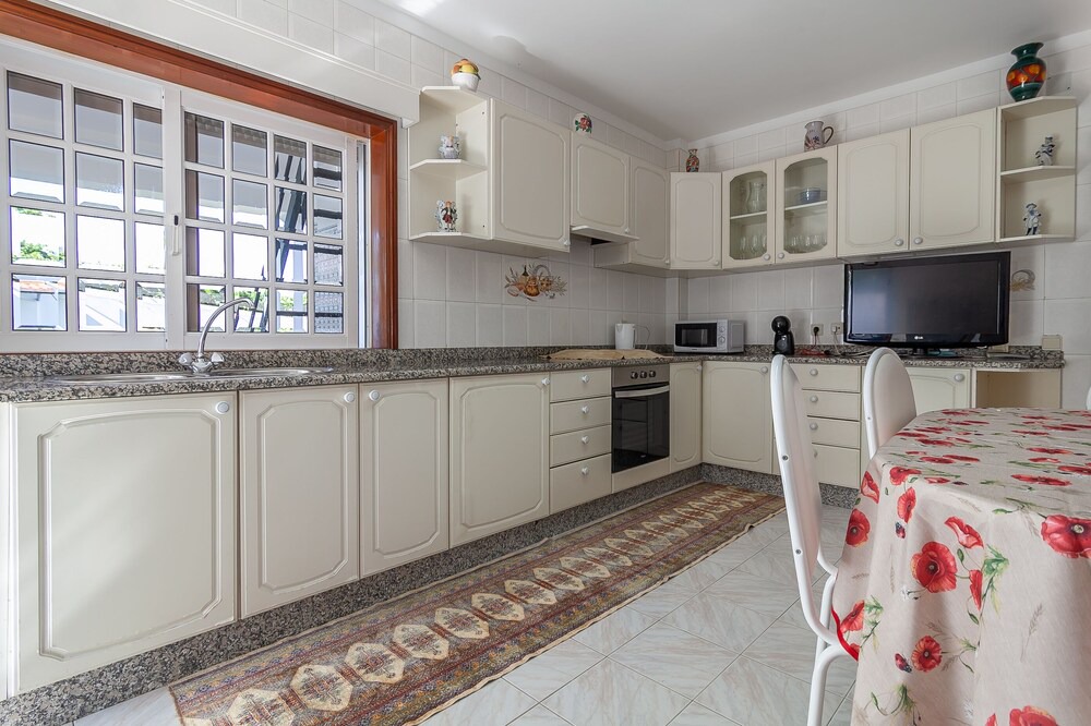 Photo of Kitchen in Mozelos