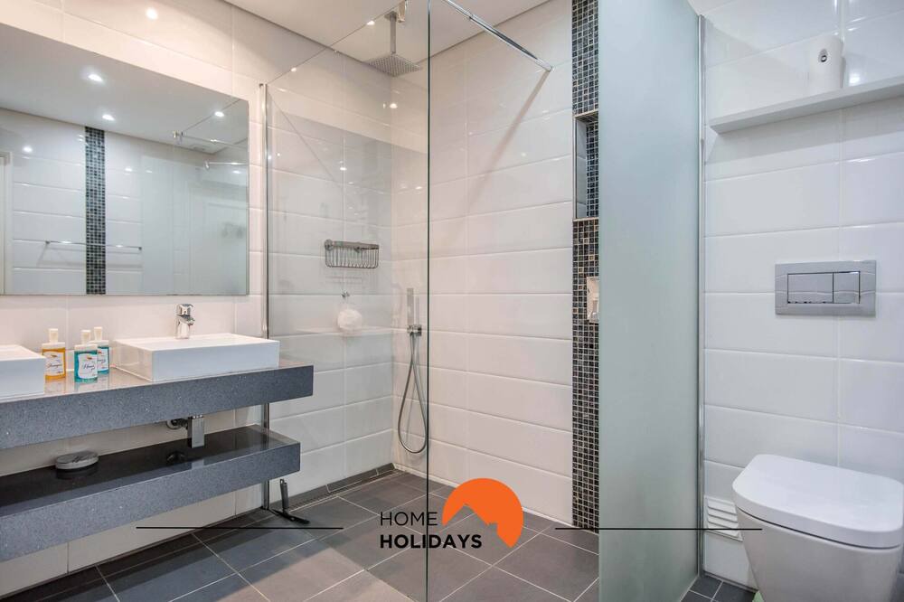 Photo of Bathroom in Albufeira
