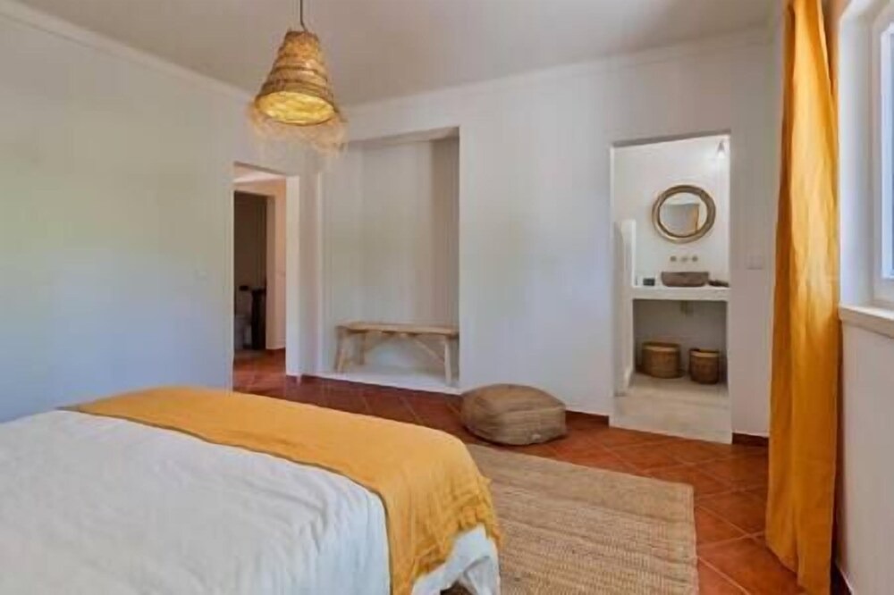 Photo of Bedroom in Grandola