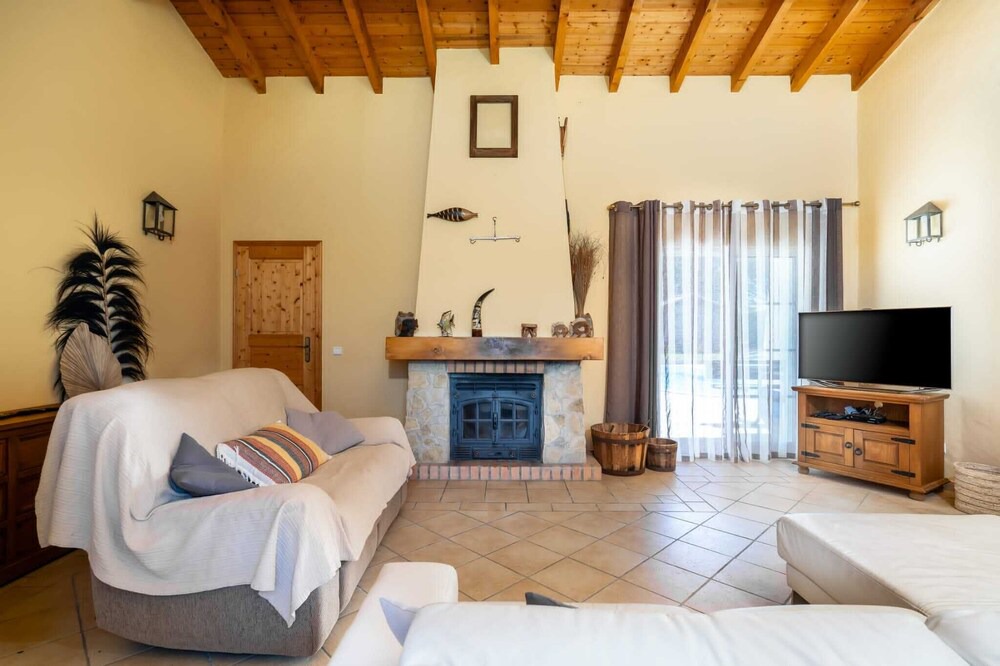 Photo of Livingroom in Aljezur