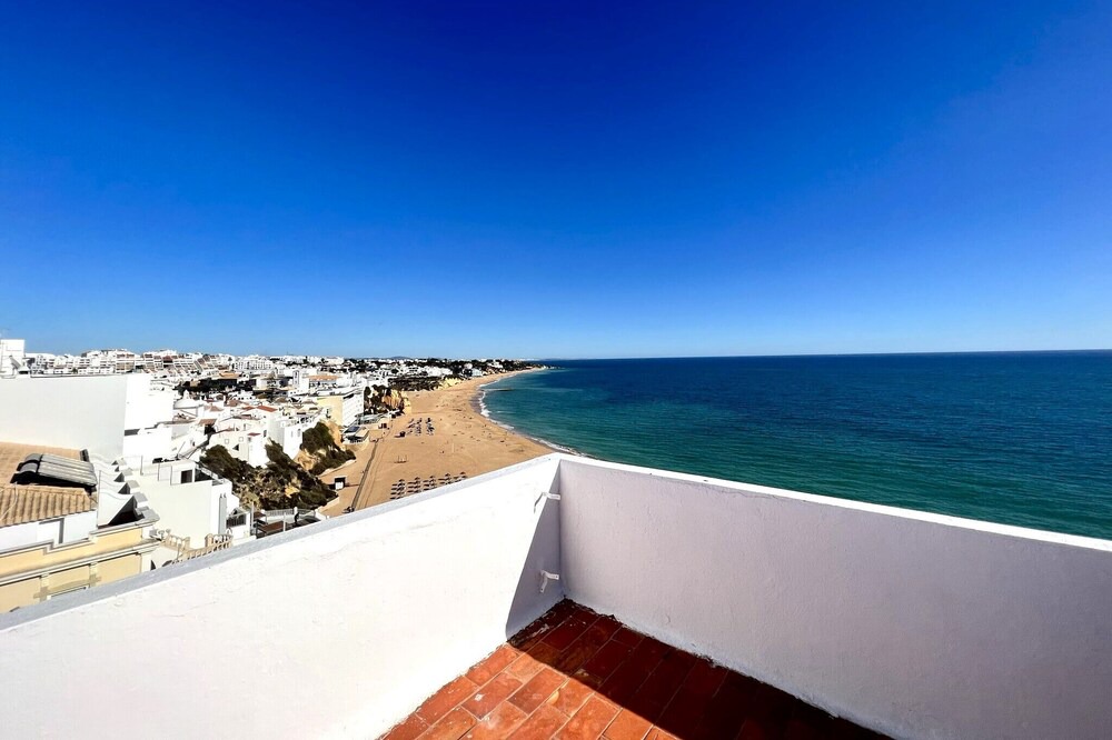 Photo of Patio Balcony in Peneco Beach